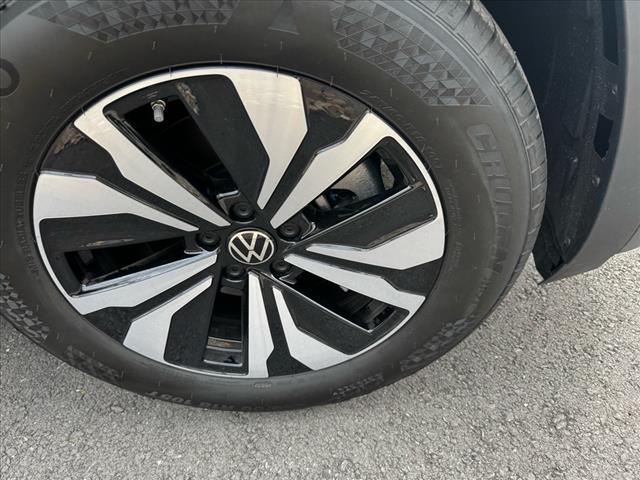 2025 Volkswagen Atlas Cross Sport SE 4Motion