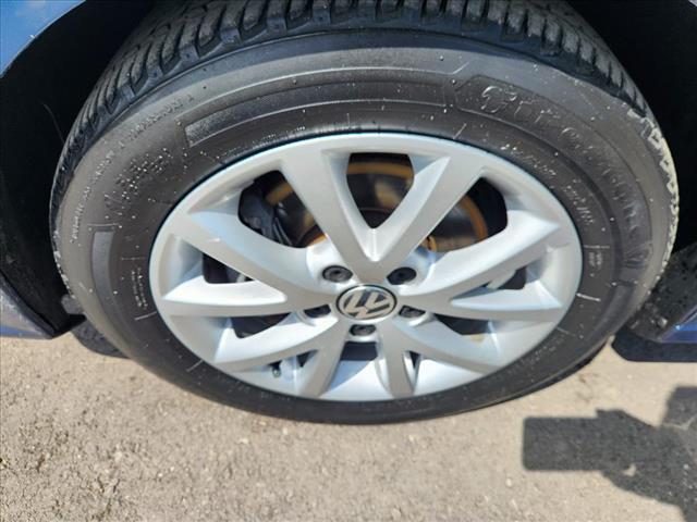 2015 Volkswagen Jetta 1.8T SE W/CONNECT