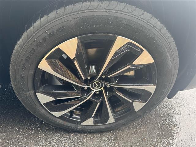 2025 Mazda CX-50 Hybrid Premium Plus