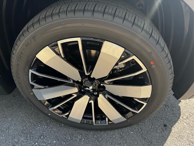 2025 Mitsubishi Outlander SEL Platinum Edition