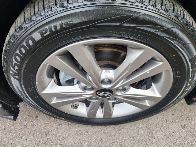 2017 Hyundai ELANTRA Value Edition