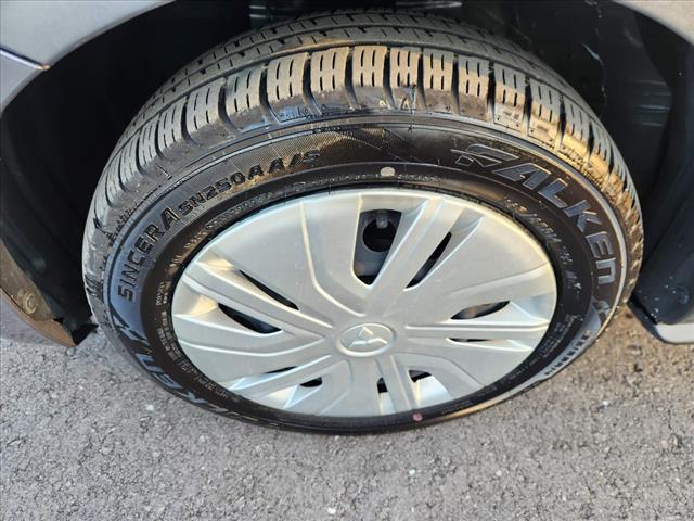 2018 Mitsubishi Mirage ES