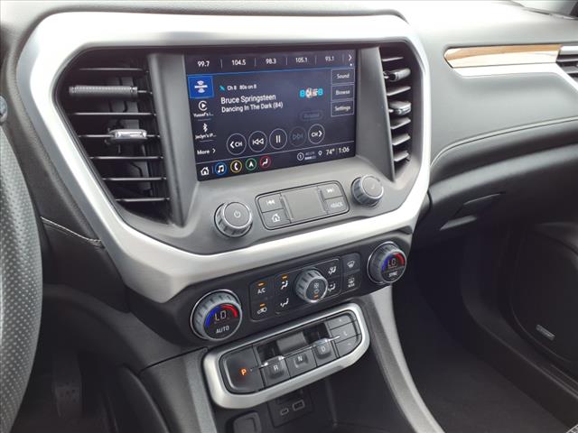 2022 GMC Acadia SLE
