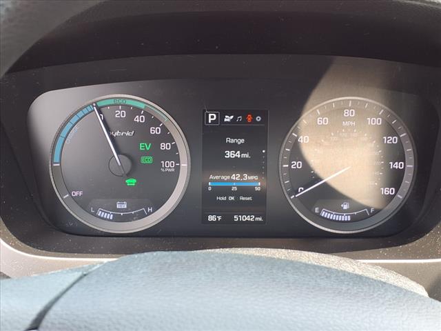 2016 Hyundai SONATA Hybrid SE