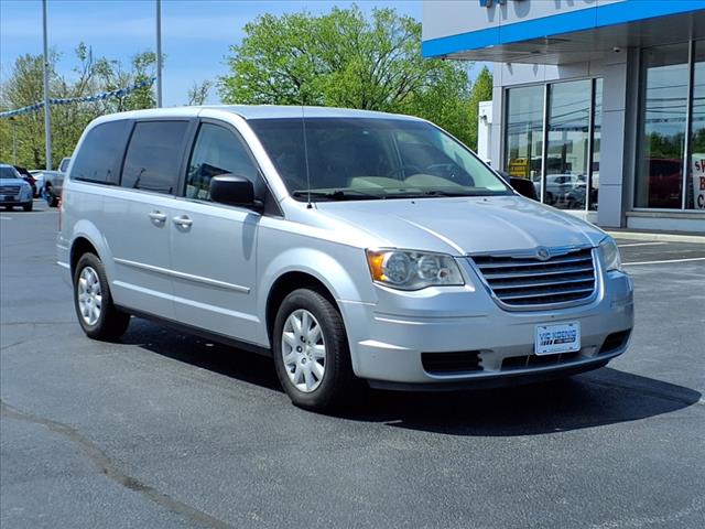 2010 Chrysler Town and Country LX