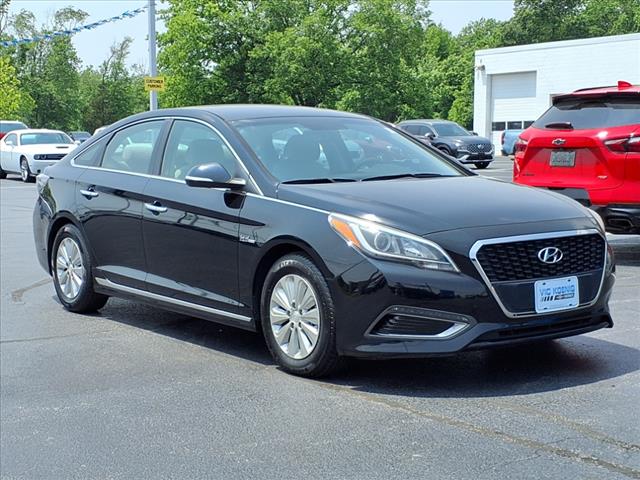 2016 Hyundai SONATA Hybrid SE