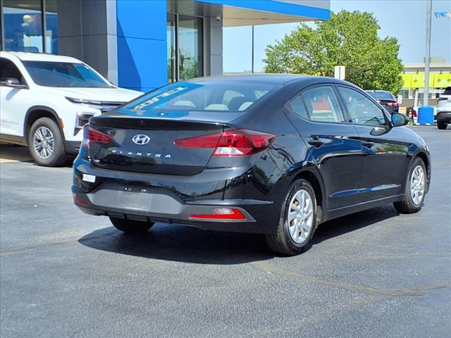 2020 Hyundai ELANTRA SE