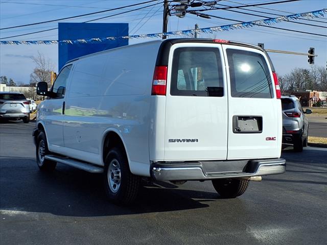 2023 GMC Savana 2500
