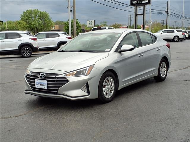 2019 Hyundai ELANTRA SE