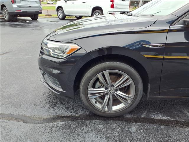 2019 Volkswagen Jetta R-Line