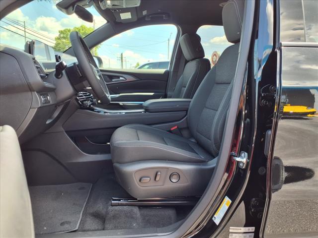 2025 Chevrolet Traverse 