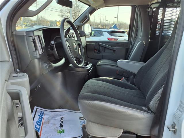 2023 GMC Savana 2500