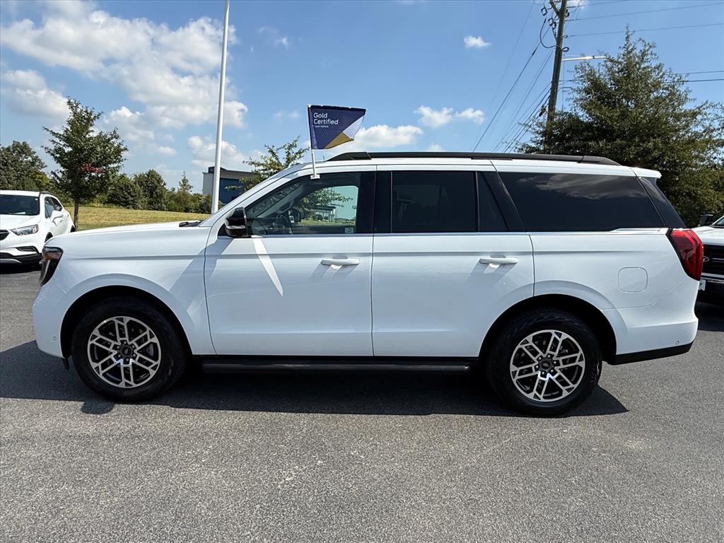 2025 Ford Expedition Active 4WD
