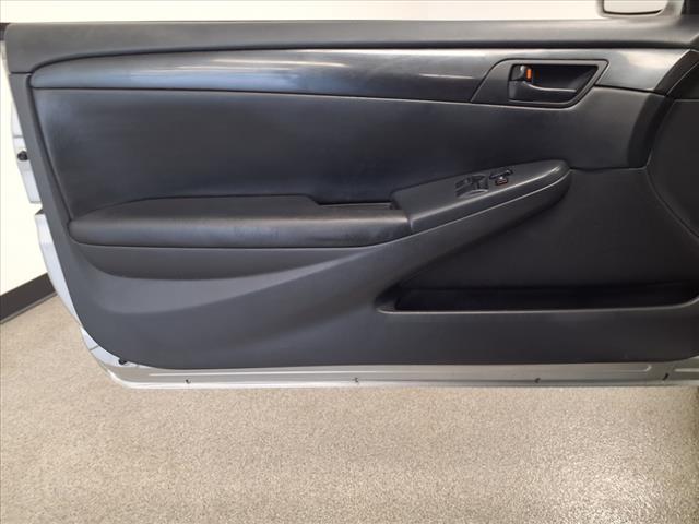 2005 Toyota Camry Solara SE