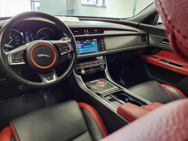 2016 Jaguar XF S