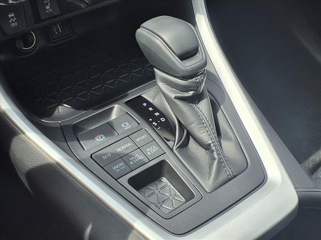 2025 Toyota RAV4 XLE AWD