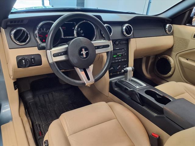 2005 Ford Mustang V6