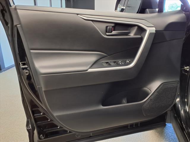 2022 Toyota RAV4 Hybrid Hybrid LE