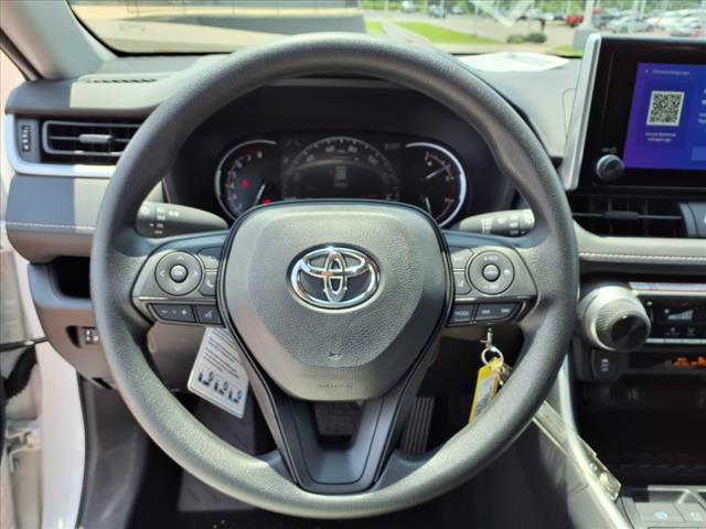 2025 Toyota RAV4 LE AWD