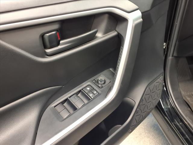 2022 Toyota RAV4 Hybrid Hybrid LE
