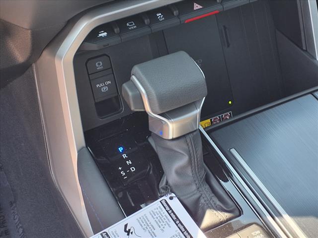 2025 Toyota Tundra Platinum CrewMax 5.5 Bed