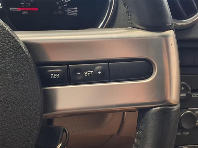 2005 Ford Mustang V6