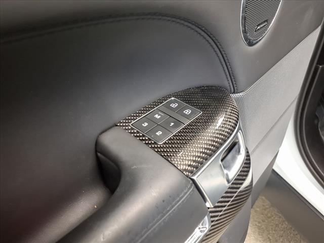 2021 Land Rover Range Rover Sport SVR Carbon Edition