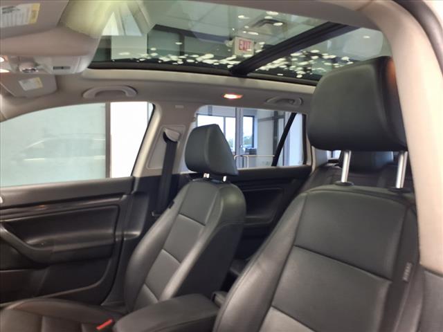 2012 Volkswagen Jetta SportWagen SE PZEV