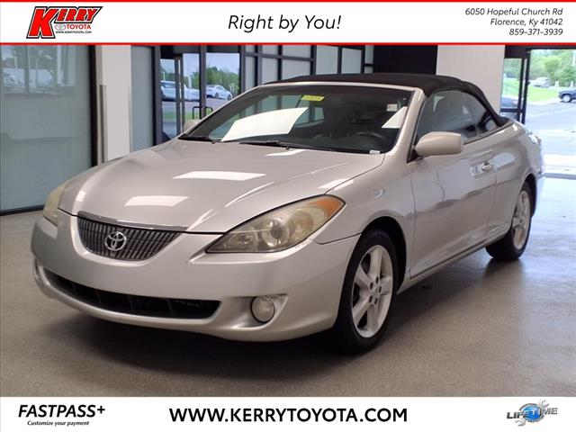 2005 Toyota Camry Solara SE