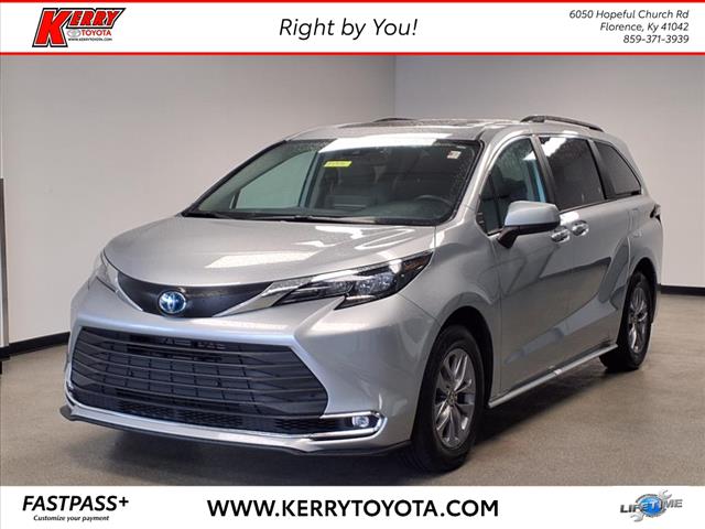 2024 Toyota Sienna XLE