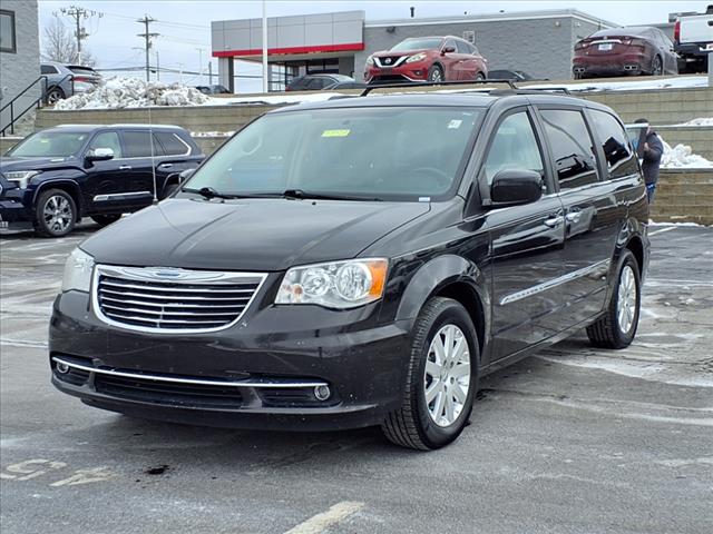 2015 Chrysler Town and Country Touring
