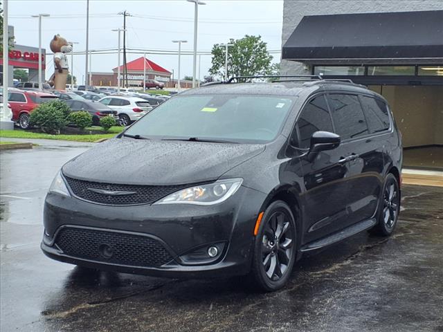 2019 Chrysler Pacifica Touring L