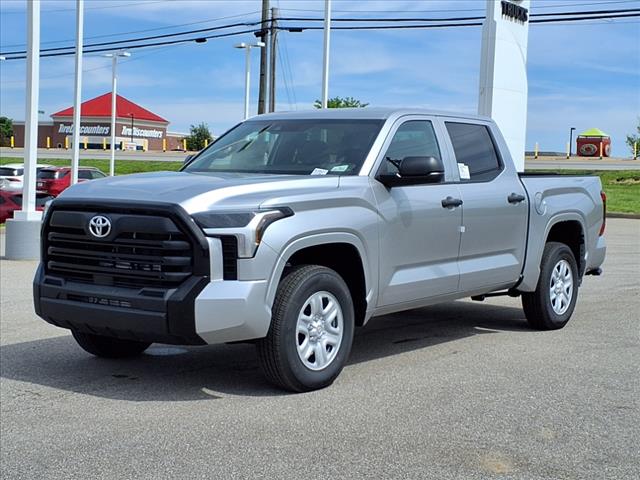 2025 Toyota Tundra SR CrewMax 5.5 Bed