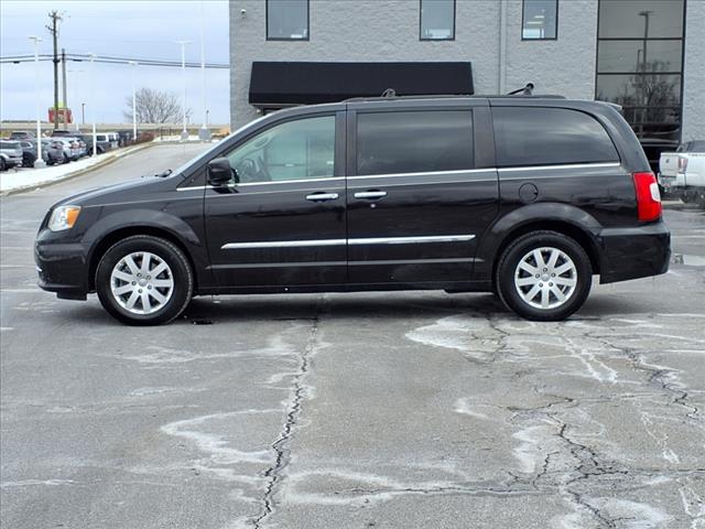 2015 Chrysler Town and Country Touring