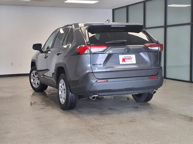 2022 Toyota RAV4 LE