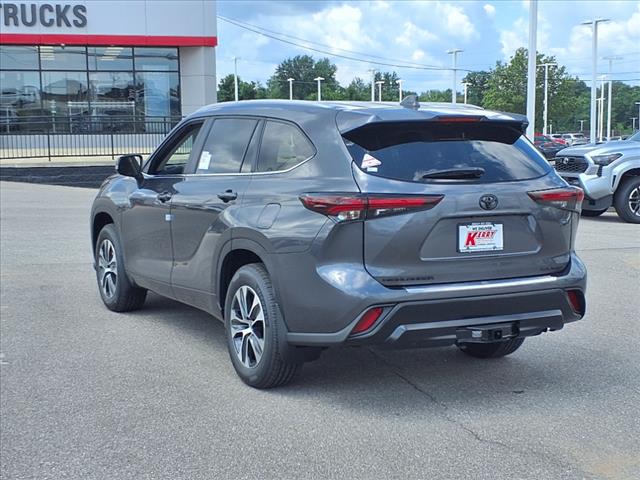 2025 Toyota Highlander XLE AWD