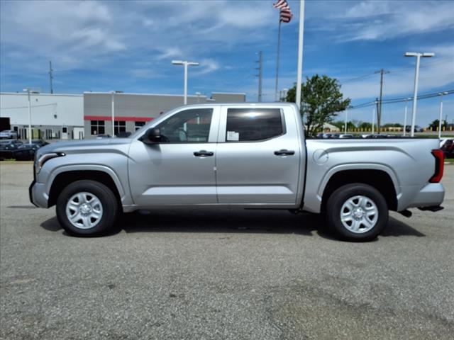 2025 Toyota Tundra SR CrewMax 5.5 Bed