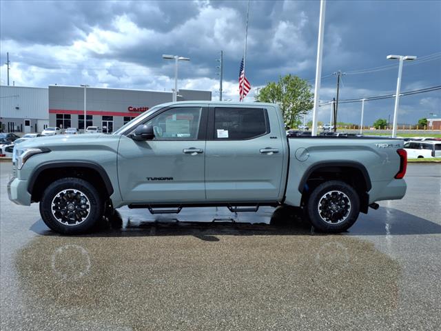 2025 Toyota Tundra SR5 CrewMax 5.5 Bed