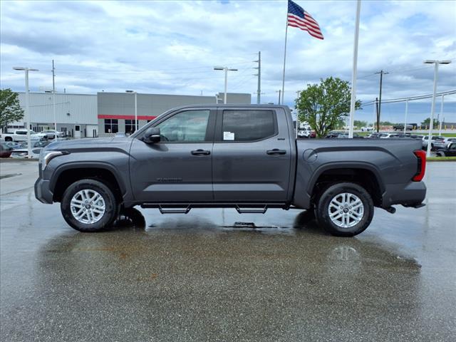 2025 Toyota Tundra SR5 CrewMax 5.5 Bed