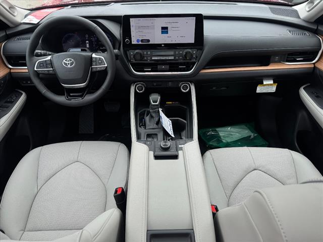 2025 Toyota Grand Highlander Platinum AWD