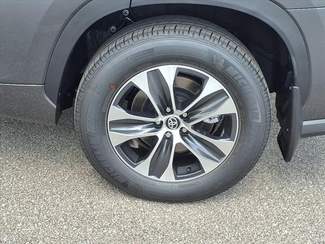 2025 Toyota Highlander XLE AWD