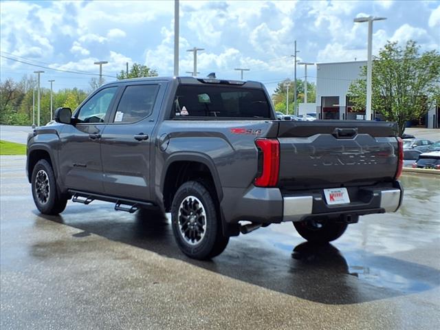2025 Toyota Tundra SR5 CrewMax 5.5 Bed