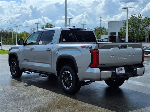 2025 Toyota Tundra SR5 CrewMax 5.5 Bed