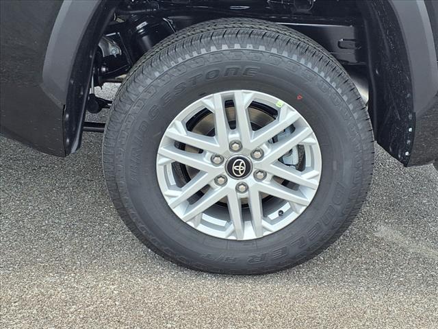 2025 Toyota Tundra SR5 CrewMax 5.5 Bed