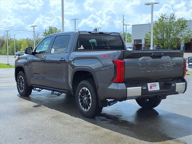 2025 Toyota Tundra SR5 CrewMax 5.5 Bed
