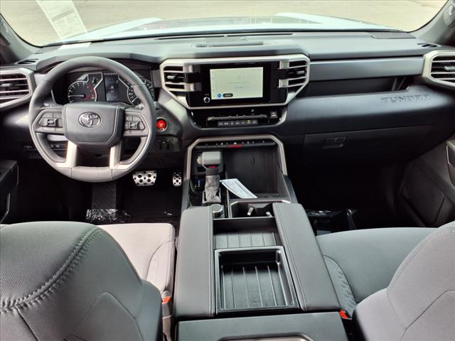 2025 Toyota Tundra SR5 CrewMax 5.5 Bed