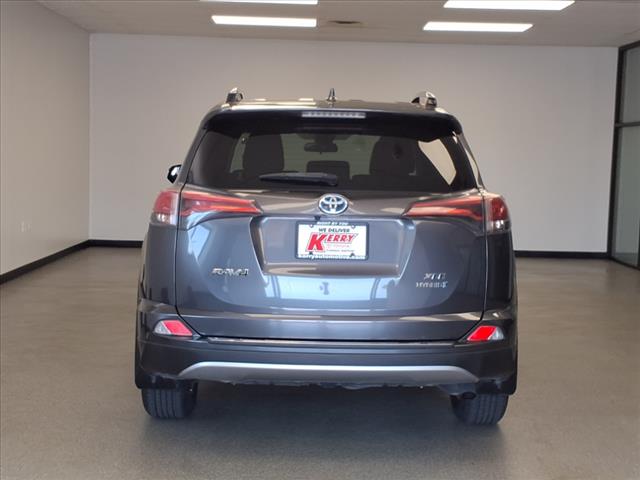 2018 Toyota RAV4 Hybrid XLE