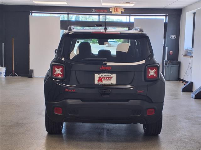 2023 Jeep Renegade (RED) Edition