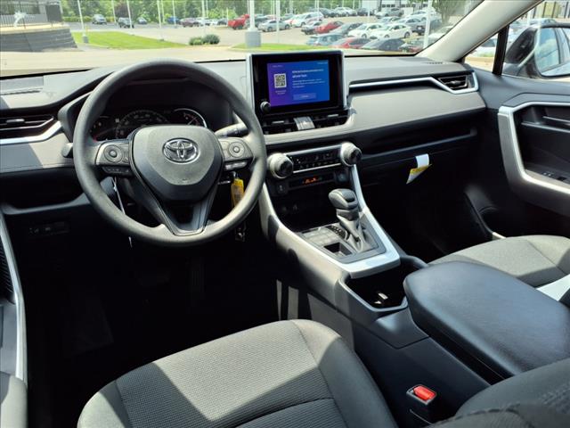 2025 Toyota RAV4 LE AWD