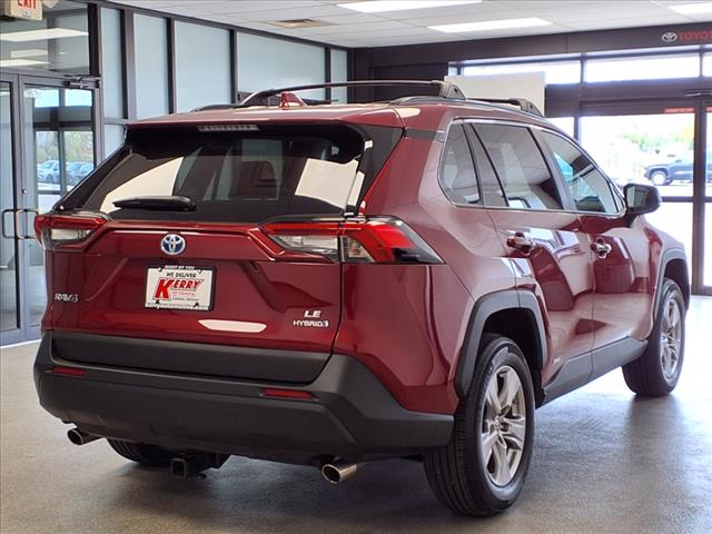 2022 Toyota RAV4 Hybrid LE